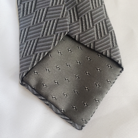 Mario Valentino gray Silk Tie - Picture 8 of 9